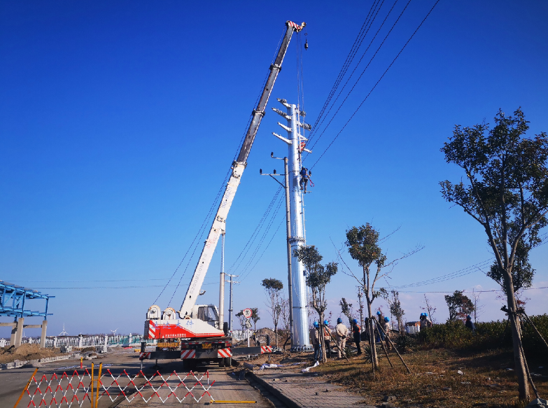 國網如東供電公司黨員服務隊緊盯重點項目施工安全不松弦