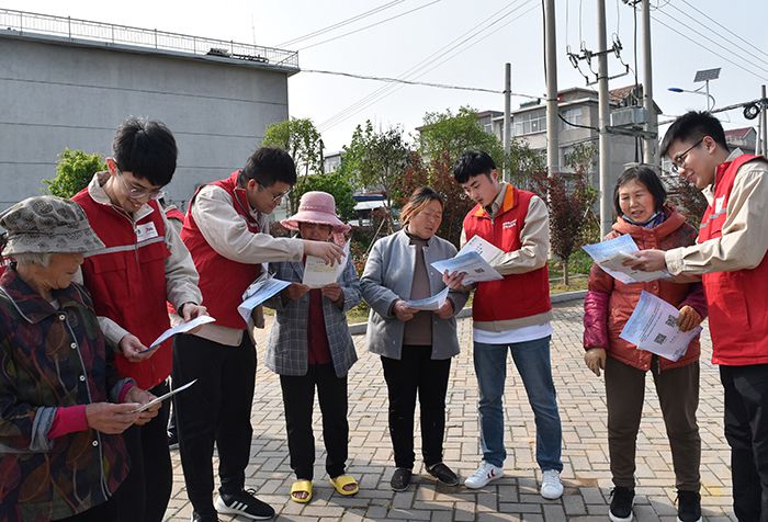 江蘇東海供電公司青年志愿者服務進鄉(xiāng)村