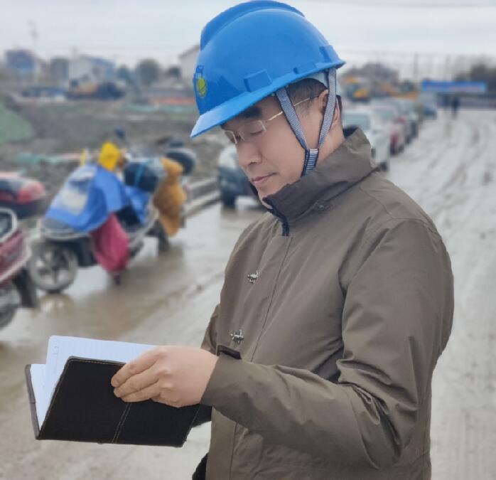 在電力線路設計的道路上精彩前行——記如東永晟實業(yè)有限公司電力線路設計組組長、電力工程技術工程師汪建軍